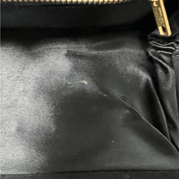 Vintage Black Velvet Clutch with gold sea shell clasp - Picture 5 of 6